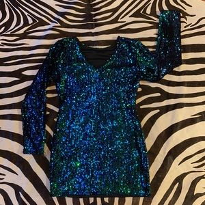 Sequined tunic top/mini dress! 💚🧜🏽‍♀️💚